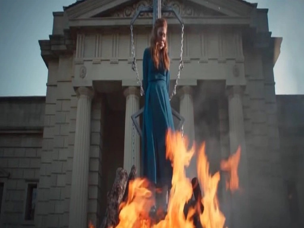 Ölkəmizdə savadlı və işgüzar qadınlara qarşı “cadugar ovu” başlanılıb? – VİDEO